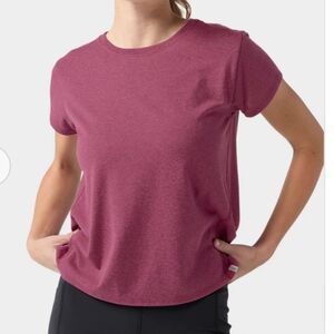 Stio Womens Divide Tee SS. Triple Berry Heather. Size Large. New.Quick-drying